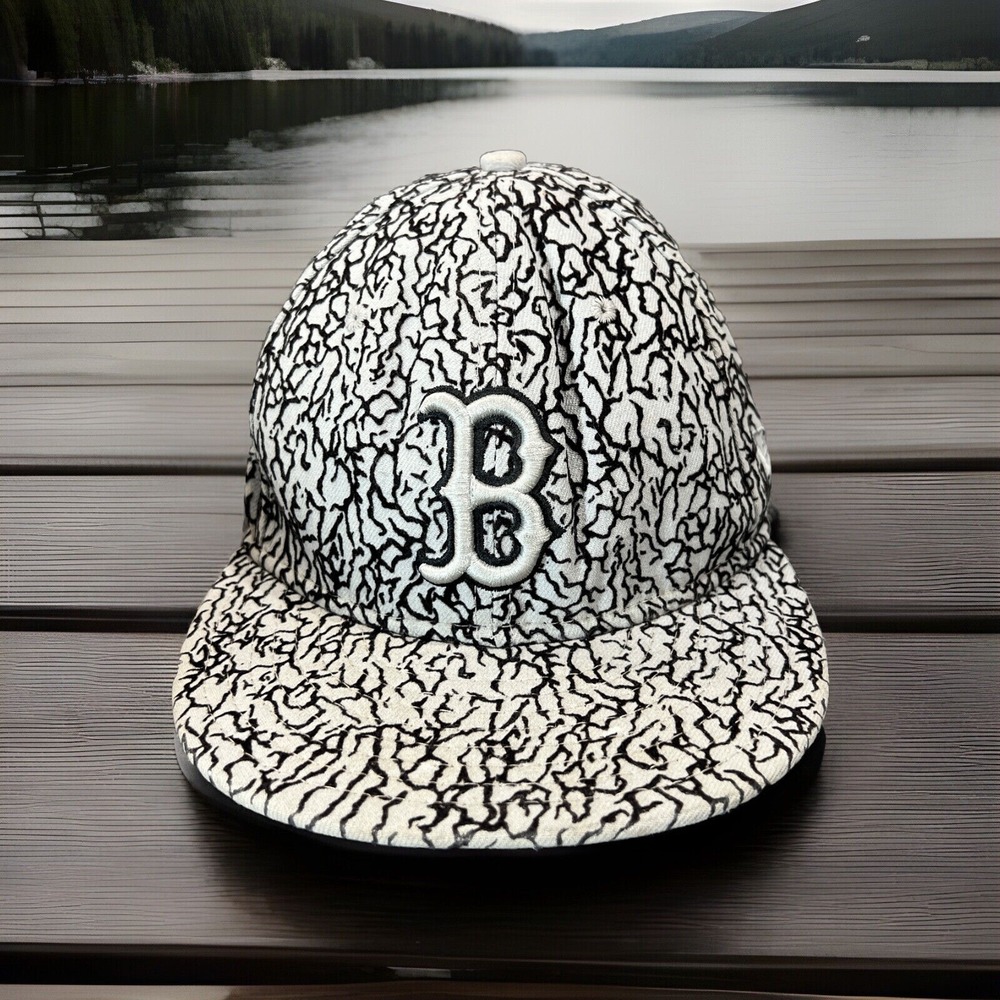 Boston Red Sox New Era 59Fifty Fitted Hat 7 3/4 Gray Elephant print